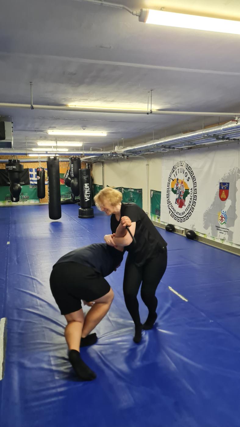 Krav maga kovinės savigynos klubas "Golemo žiedas"
