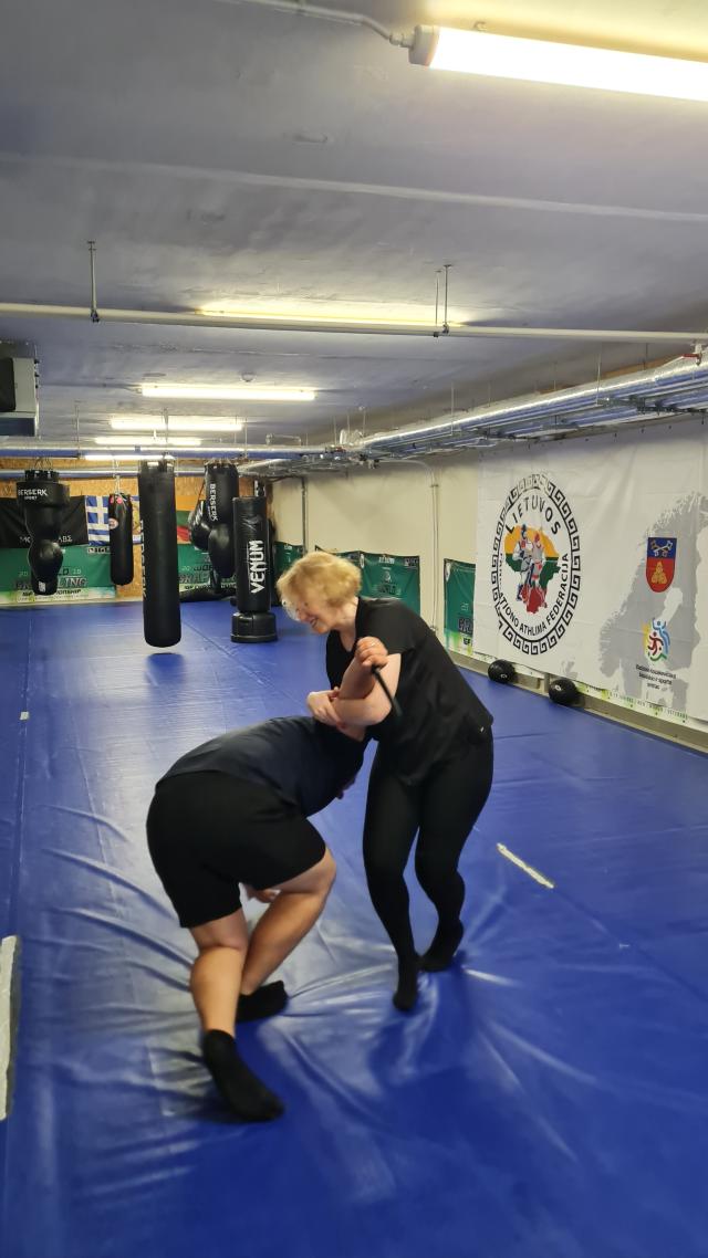 Krav maga kovinės savigynos klubas "Golemo žiedas"